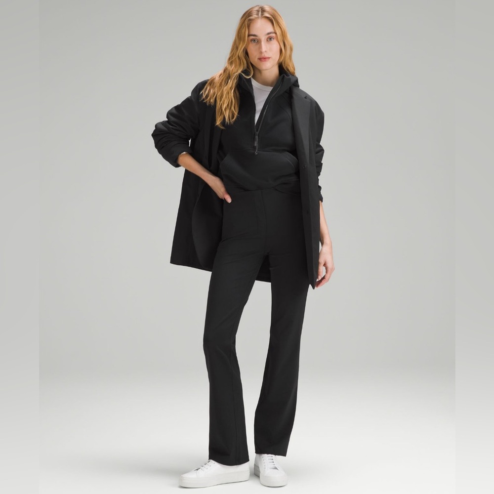 NWT Lululemon Smooth Fit Pull-On High Rise Pant in Black size 8